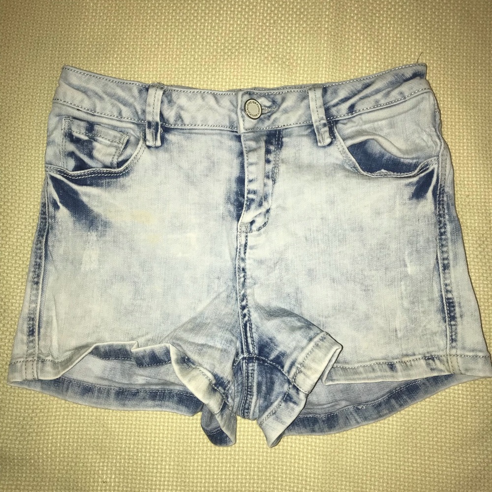 High waisted jean shorts